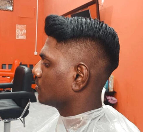 Kedai gunting rambut Port Dickson